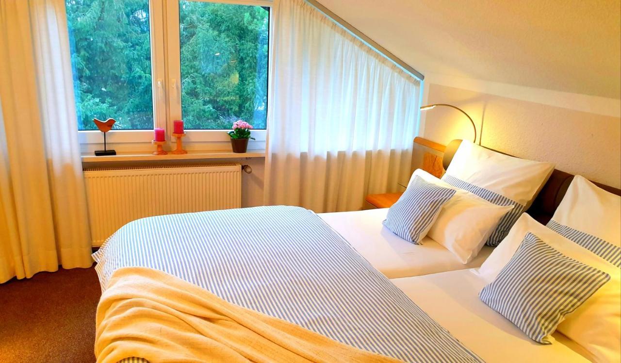 Gaestehaus Sonnenhuegel Apartment Moehnesee